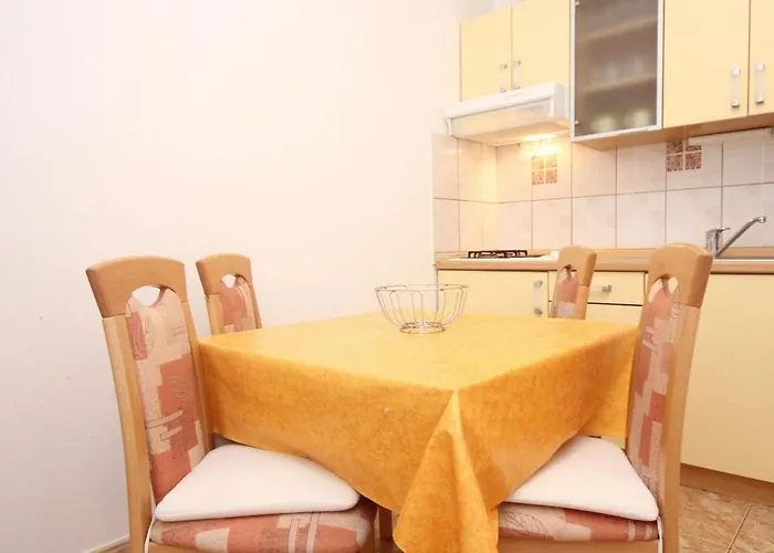 With Parking Space Orebic, Peljesac - 10087