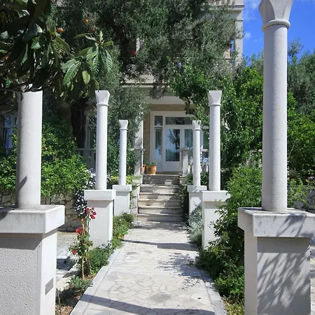 With Parking Space Orebic, Peljesac - 10087