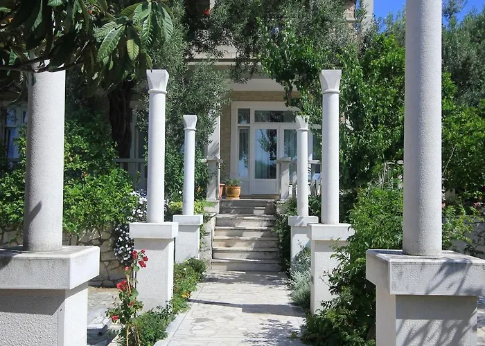 With Parking Space Orebic, Peljesac - 10087